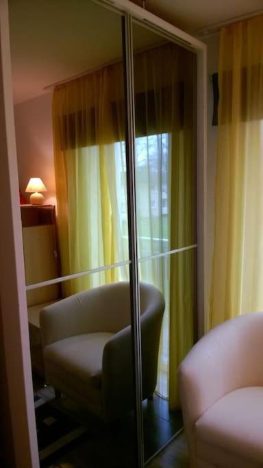 Toll Mit Privatem Eingang Free Parking Slbst Check-in Netflix 30 Zone Ruhig Apartment *